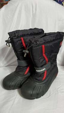 Sorel Kids Whitney II Strap Waterproof Snow Boots Black Red Size 3